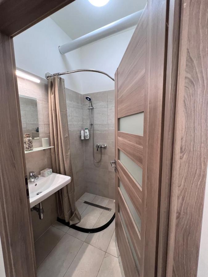 Cozy Market-Square Retreat Located In The Heart Of The 10Th District Vienna Luaran gambar