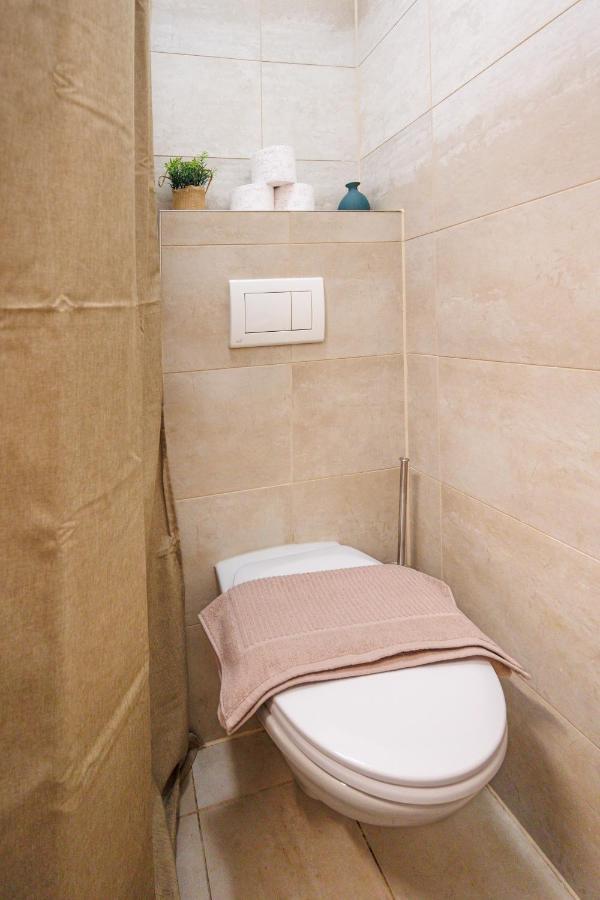 Cozy Market-Square Retreat Located In The Heart Of The 10Th District Vienna Luaran gambar